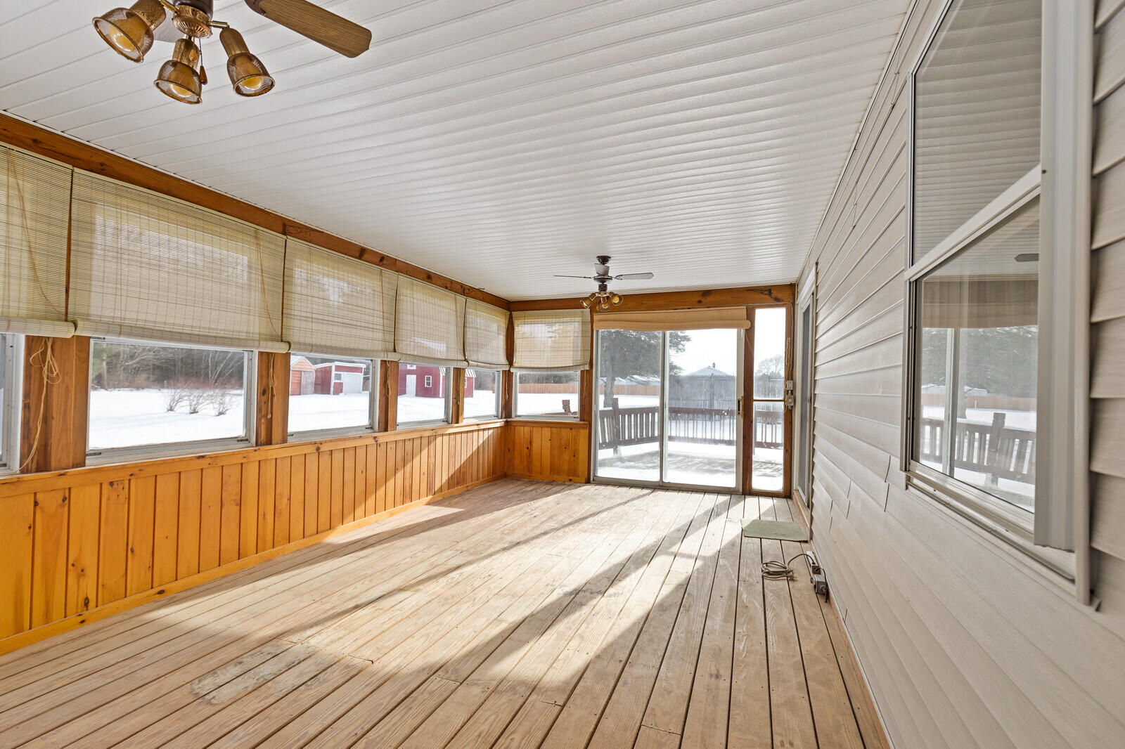 973 Hinckley Road Clinton, ME 04927 - Photo 35 of 48 35 Enclosed porch view