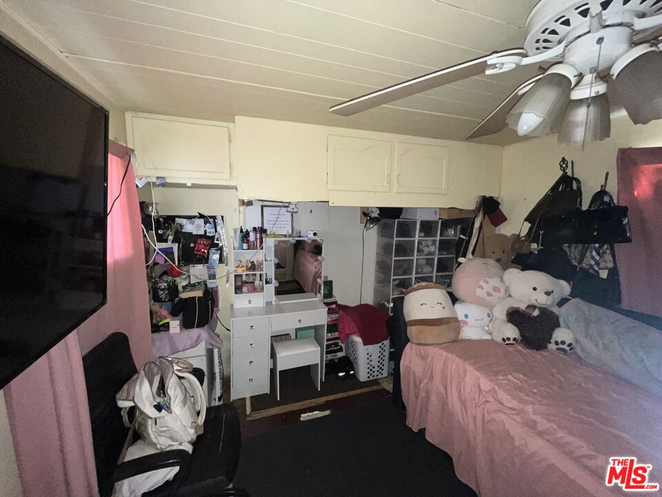 1422 Rosecrans Avenue, Unit 15 Compton, CA 90221 - Photo 11 of 11