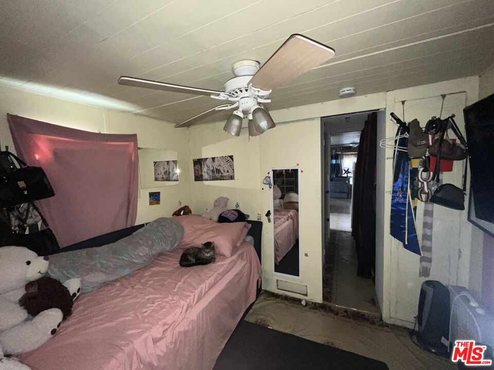 1422 Rosecrans Avenue, Unit 15 Compton, CA 90221 - Photo 10 of 11