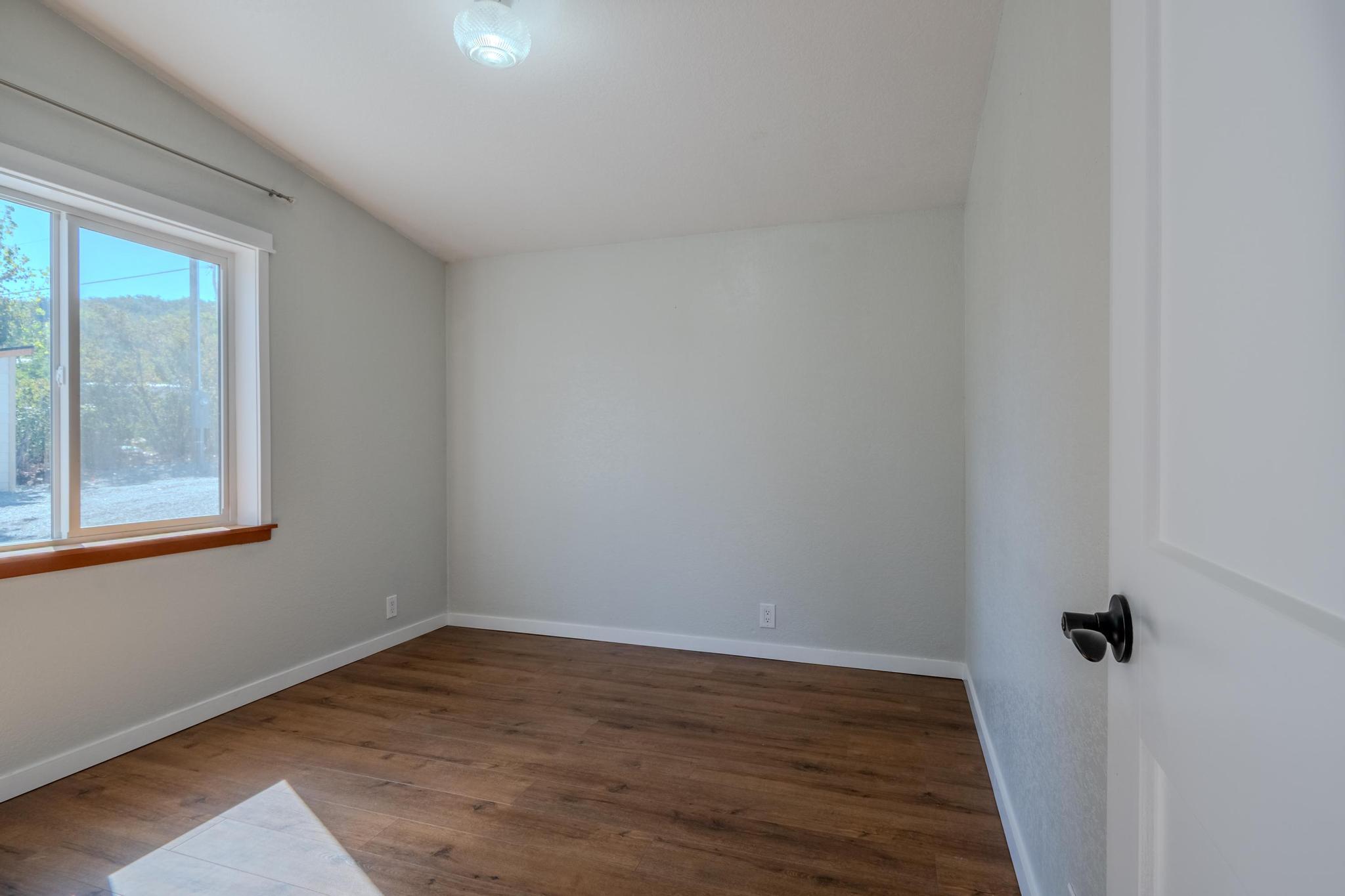6527 Tolo Road Central Point, OR 97502 - Photo 28 of 34 01-24