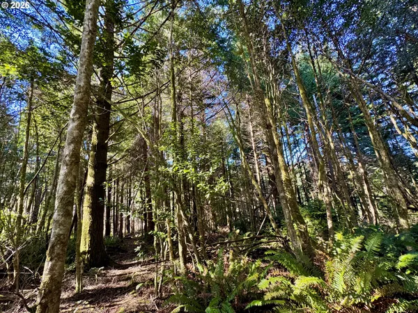 $499,000 | 0 West Lockhart Avenue, Coos Bay, OR 97420
