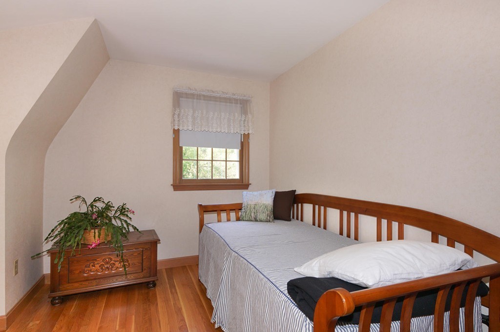 11 Conestoga Road Chelmsford, MA 01824 - Photo 15 of 26 Gallery Image 15