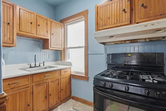 $780,000 | 40 Fairmont Street, Lawrence, MA 01841