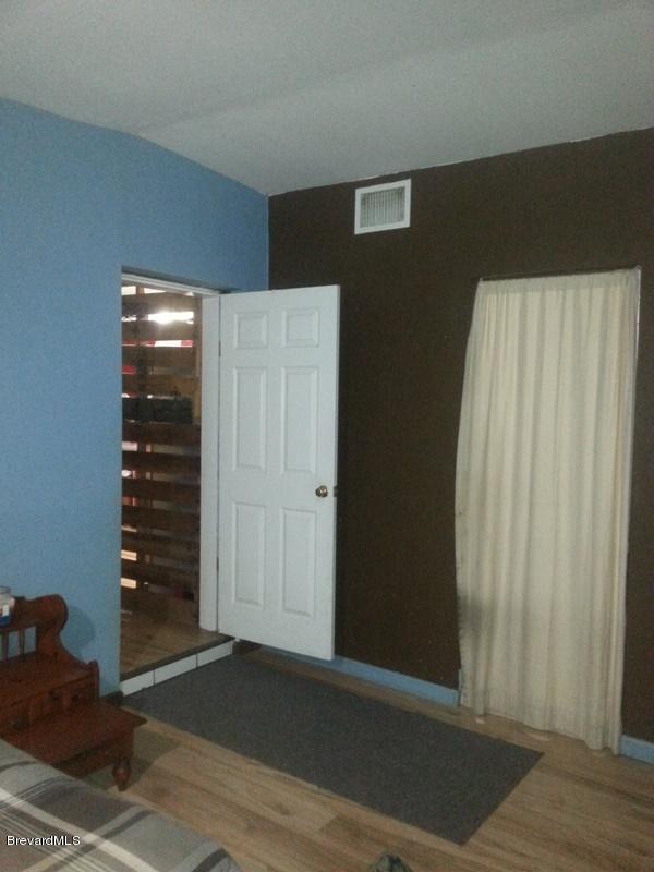 283 Lee Road Melbourne, FL 32904 - Photo 23 of 28 finished garage room 2
