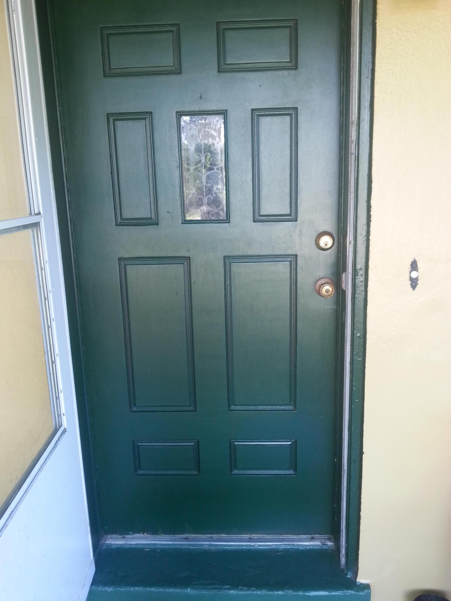 283 Lee Road Melbourne, FL 32904 - Photo 4 of 28 front door