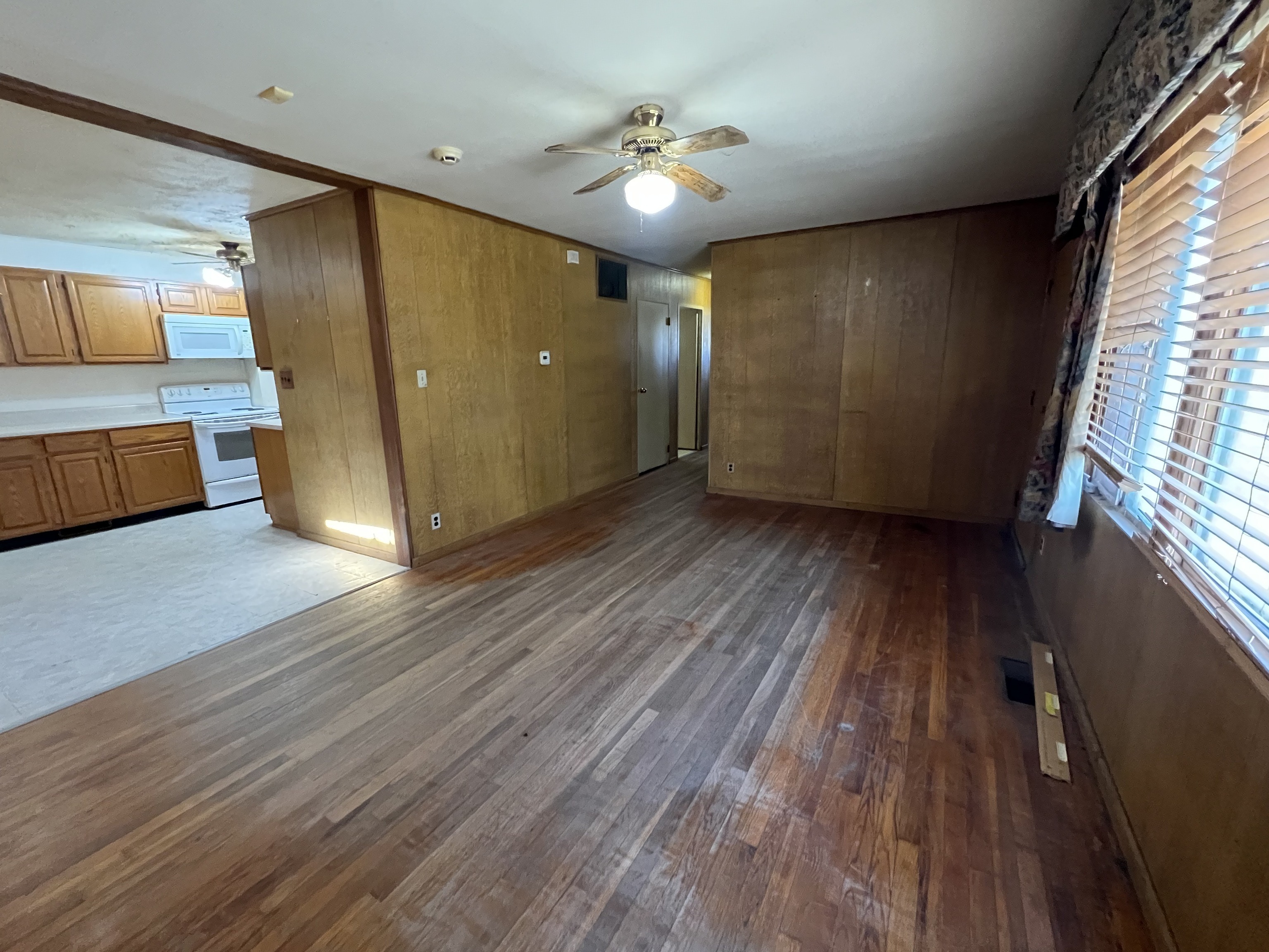 4810 Moller Road Indianapolis, IN 46254 - Photo 8 of 18 Gallery Image 8