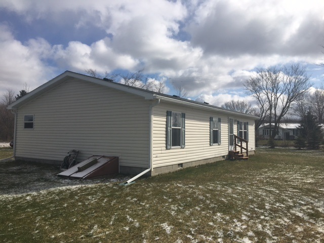 10423 North Rich Road Alma, MI 48801 - Photo 23 of 23 1814166-22.JPG