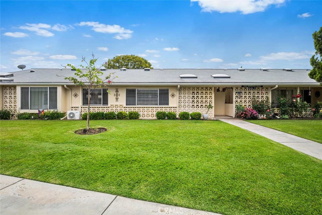 1341 Wee Burn Road, Unit 75K Seal Beach, CA 90740 - Photo 2 of 23