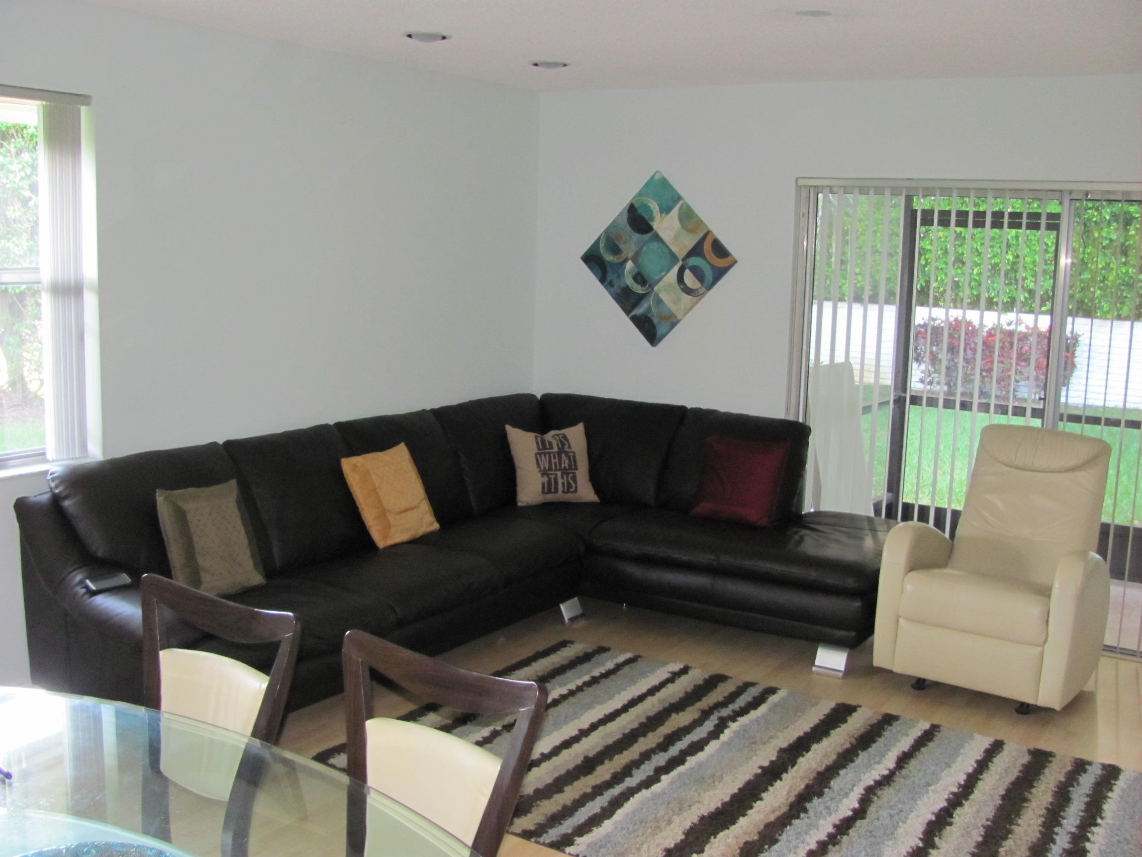 6284 Walk Circle Boca Raton, FL 33433 - Photo 7 of 45 Livingroom