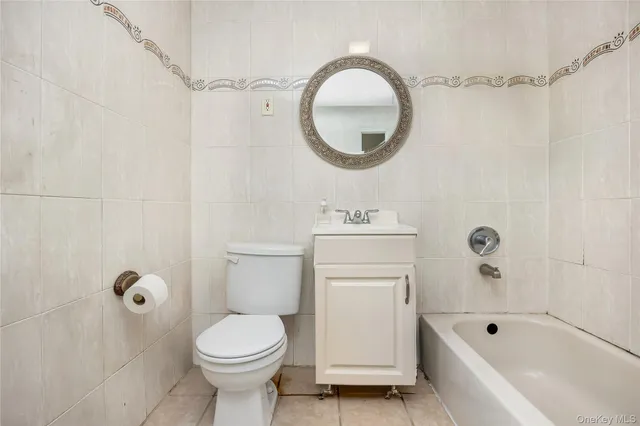 $1,999,000 | 76-27 175th Street | Hillcrest