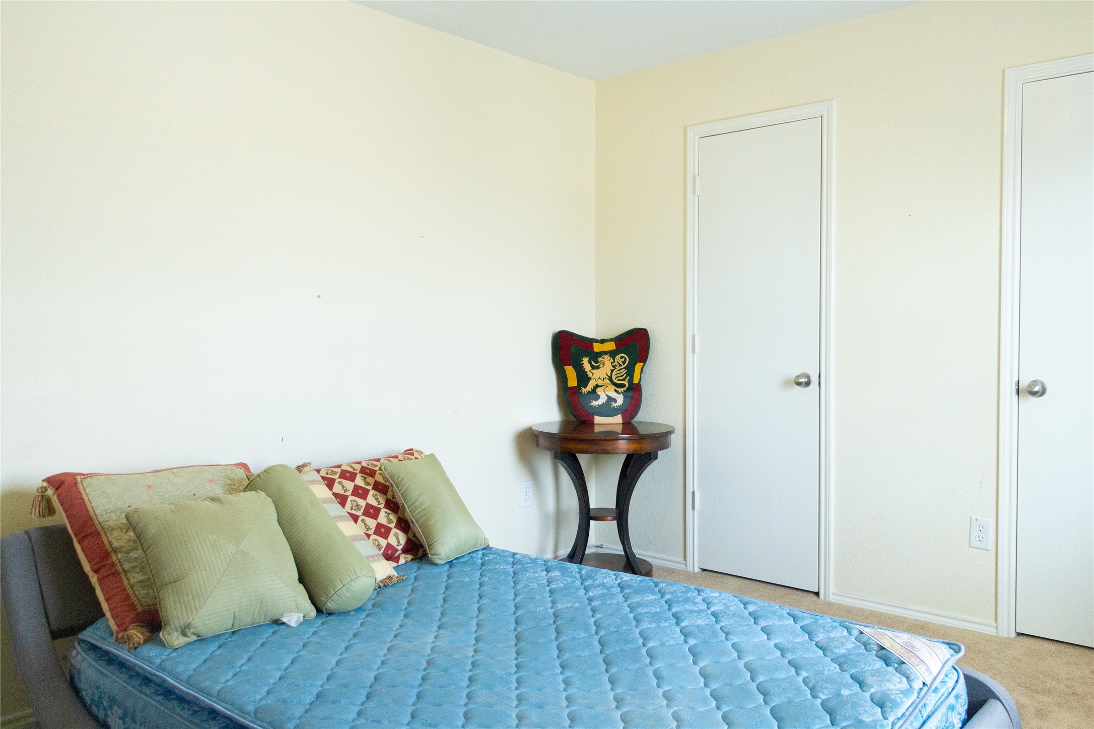 20403 Shire Ridge Lane Humble, TX 77338 - Photo 14 of 30 a living room with furniture and a wooden floor