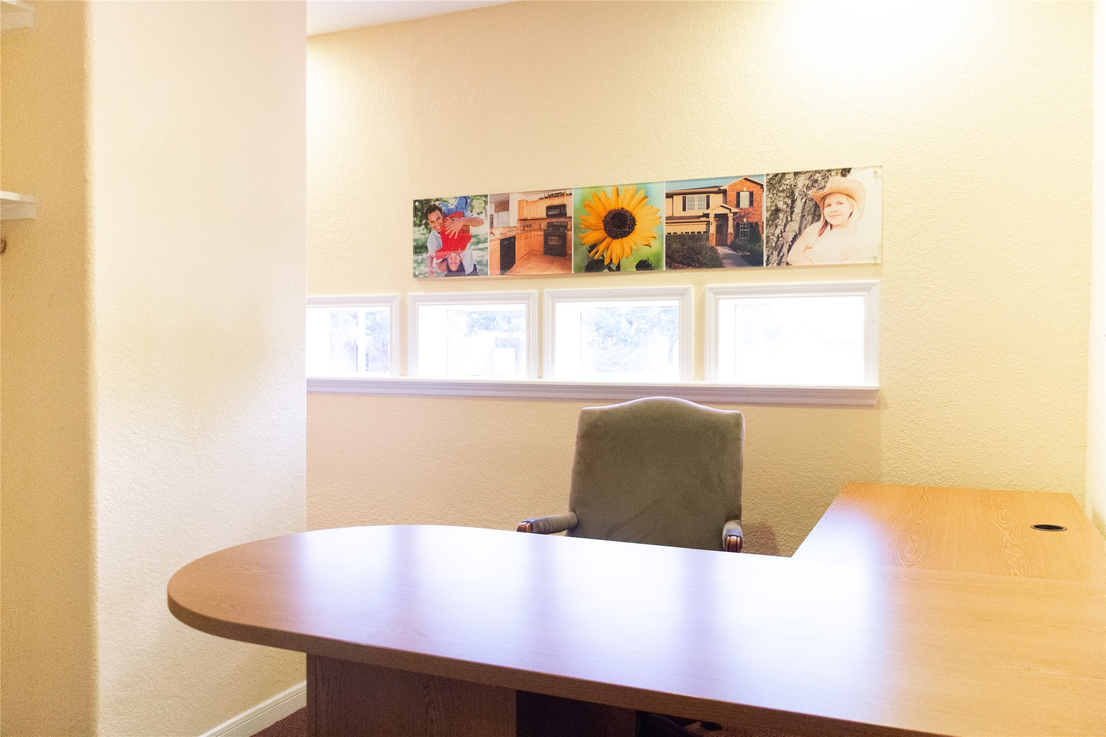 20403 Shire Ridge Lane Humble, TX 77338 - Photo 25 of 30 a living room with a table and a book shelf