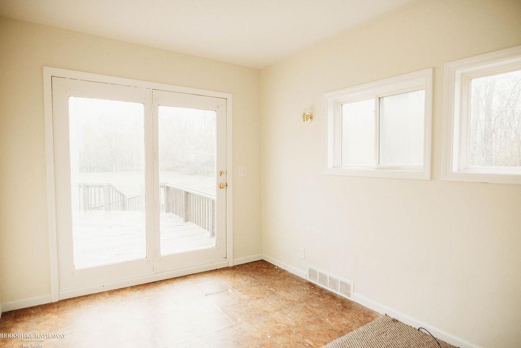 3333 Carrigan Road Fort Gratiot, MI 48059 - Photo 15 of 34 50127285-14.JPG
