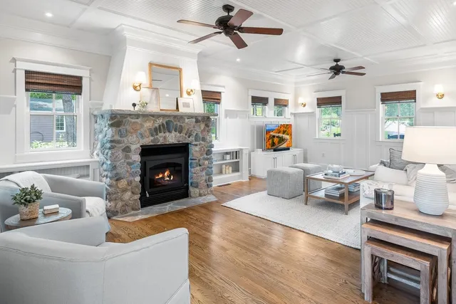 $2,049,000 | W2004 Tuleta Hill Road, Markesan, WI 53946