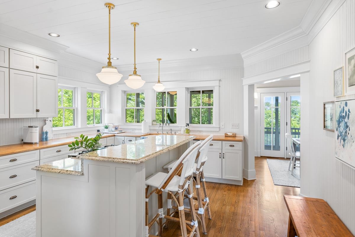 W2004 Tuleta Hill Road Markesan, WI 53946 - Photo 4 of 53