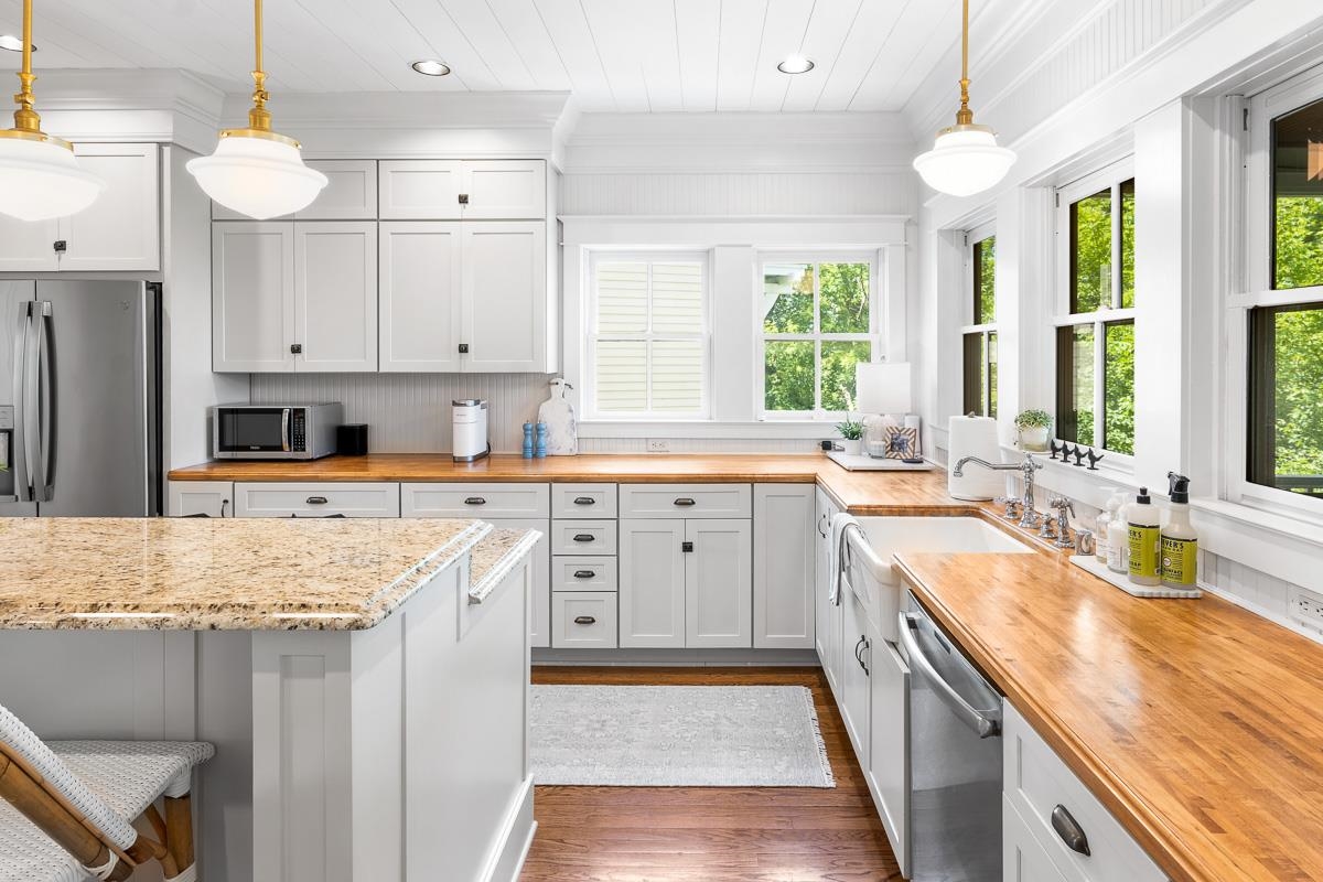 W2004 Tuleta Hill Road Markesan, WI 53946 - Photo 6 of 53