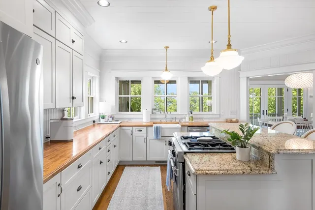 $2,049,000 | W2004 Tuleta Hill Road, Markesan, WI 53946