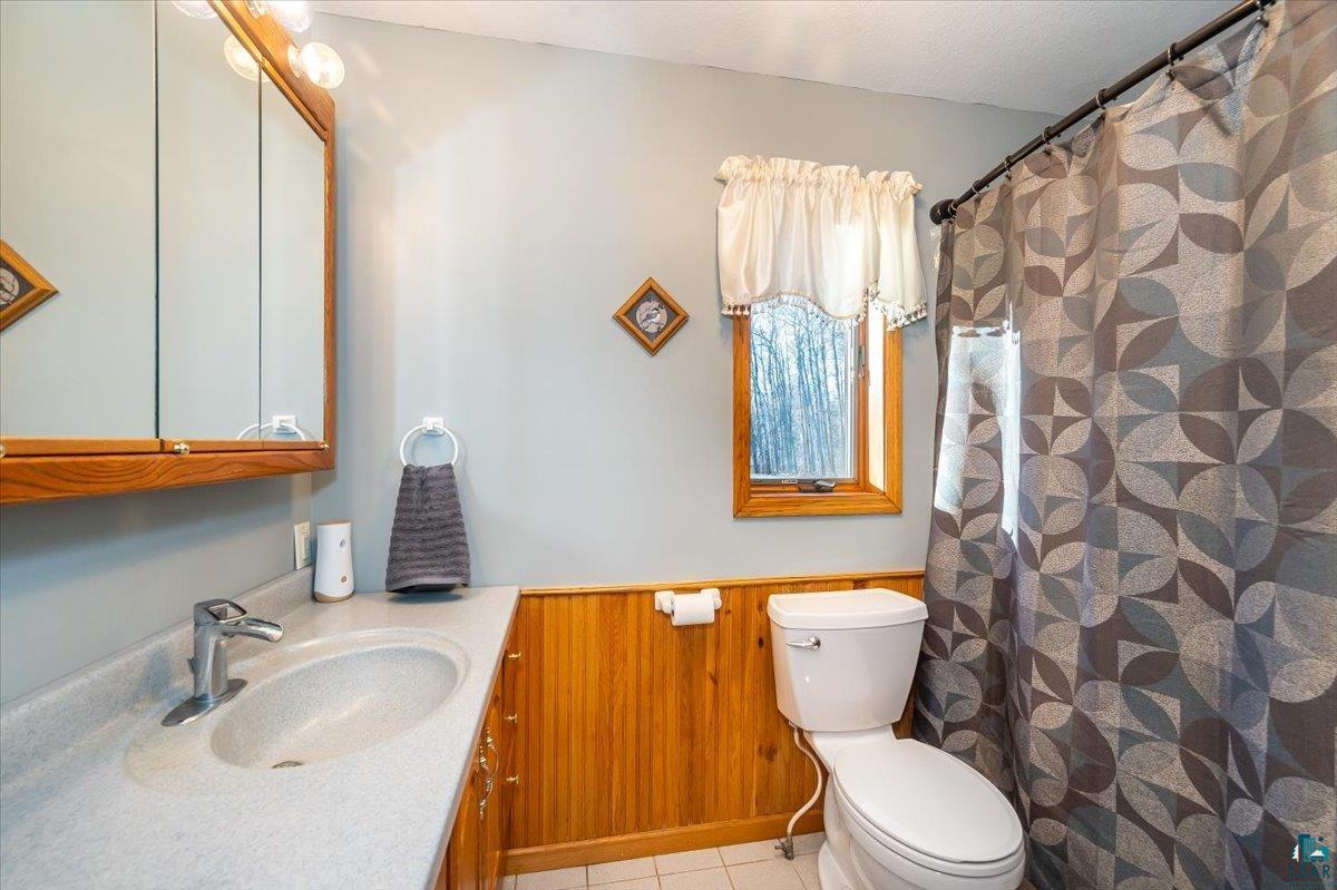 7066 Heine Road Cloquet, MN 55720 - Photo 17 of 35 Main Floor Bathroom
