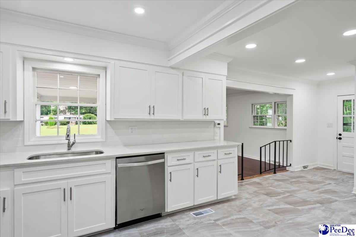 2525 3rd Loop Road Florence, SC 29501 - Photo 11 of 31 Gallery Image 11