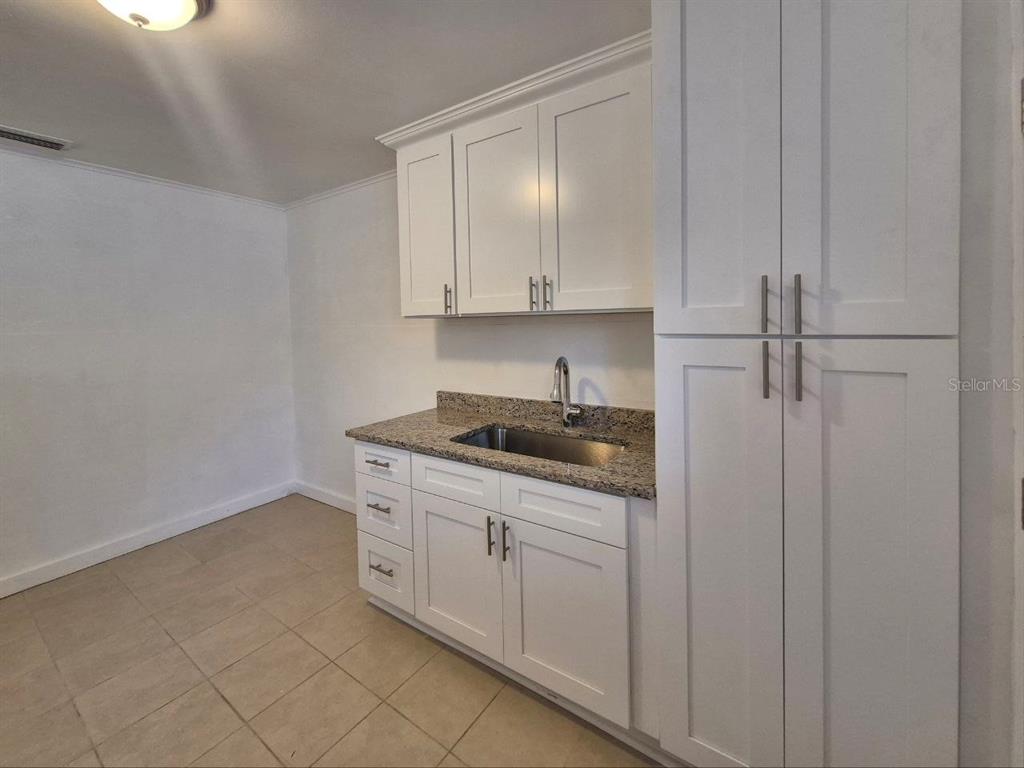 1726 West Chestnut Street, Unit B Tampa, FL 33607 - Photo 8 of 20 Gallery Image 8