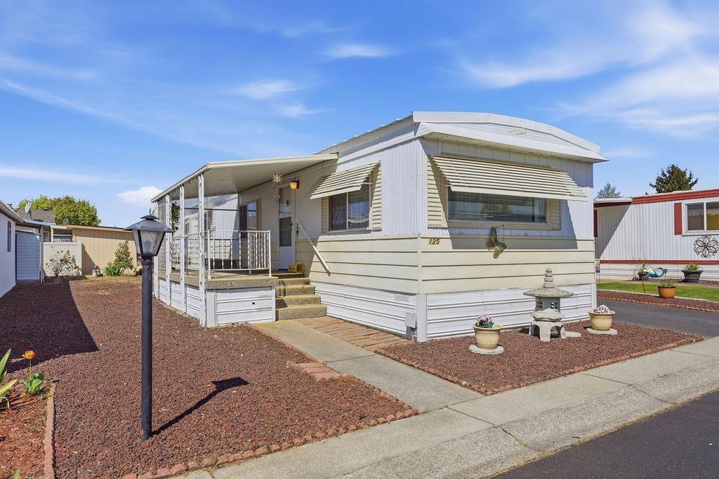 1211 East Lyons Avenue, Unit 125 Spokane, WA 99208 - Photo 1 of 38