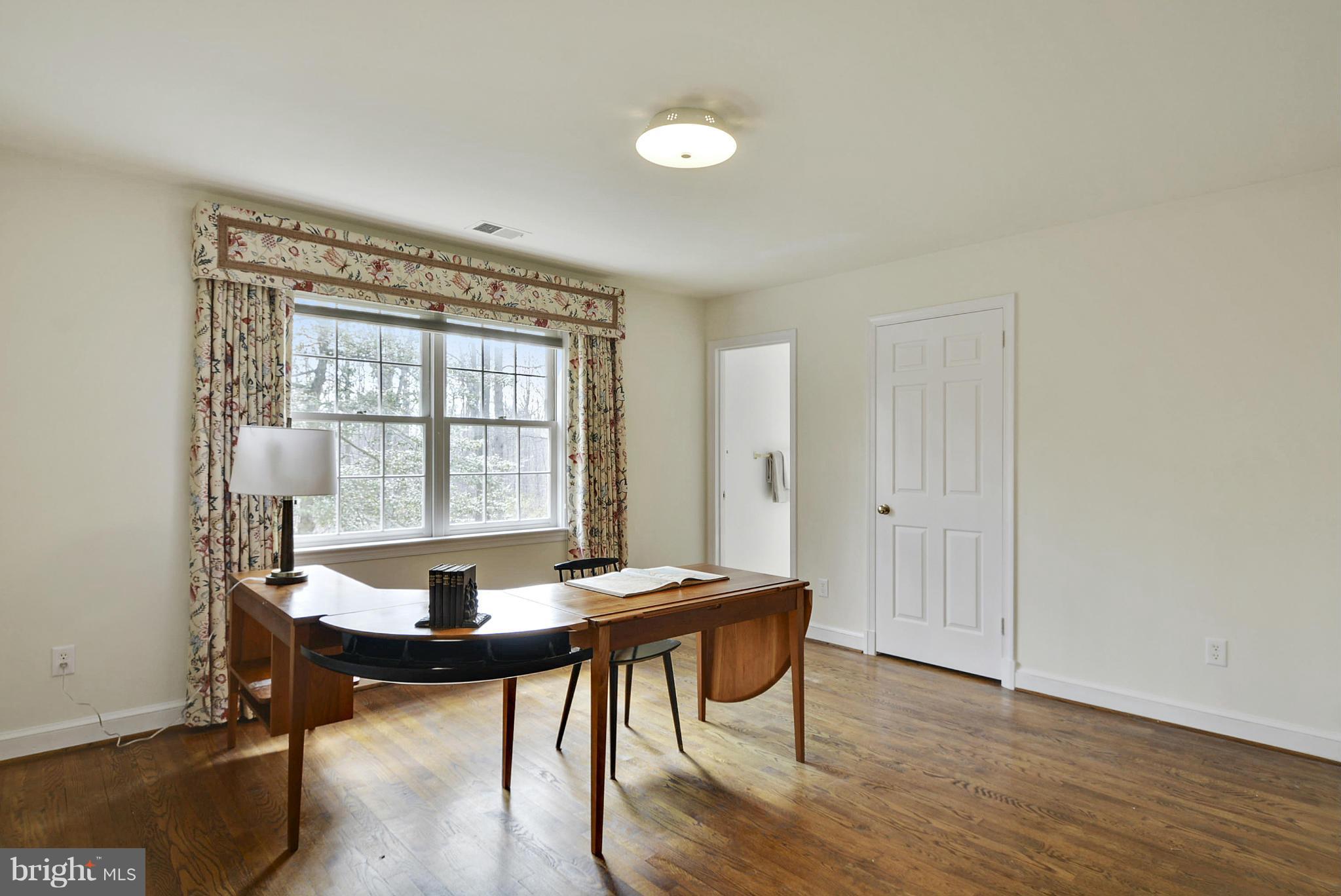 7000 Heatherhill Road Bethesda, MD 20817 - Photo 13 of 26 Bedroom