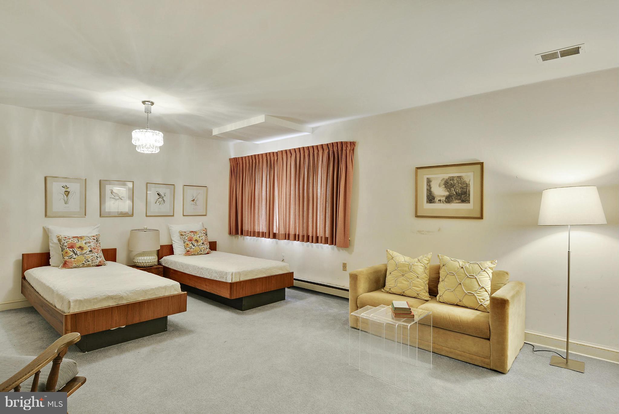 7000 Heatherhill Road Bethesda, MD 20817 - Photo 16 of 26 Bedroom
