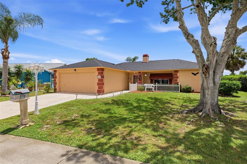 9736 Shamokin Lane Port Richey, FL 34668 - Photo 3 of 46 Gallery Image 3