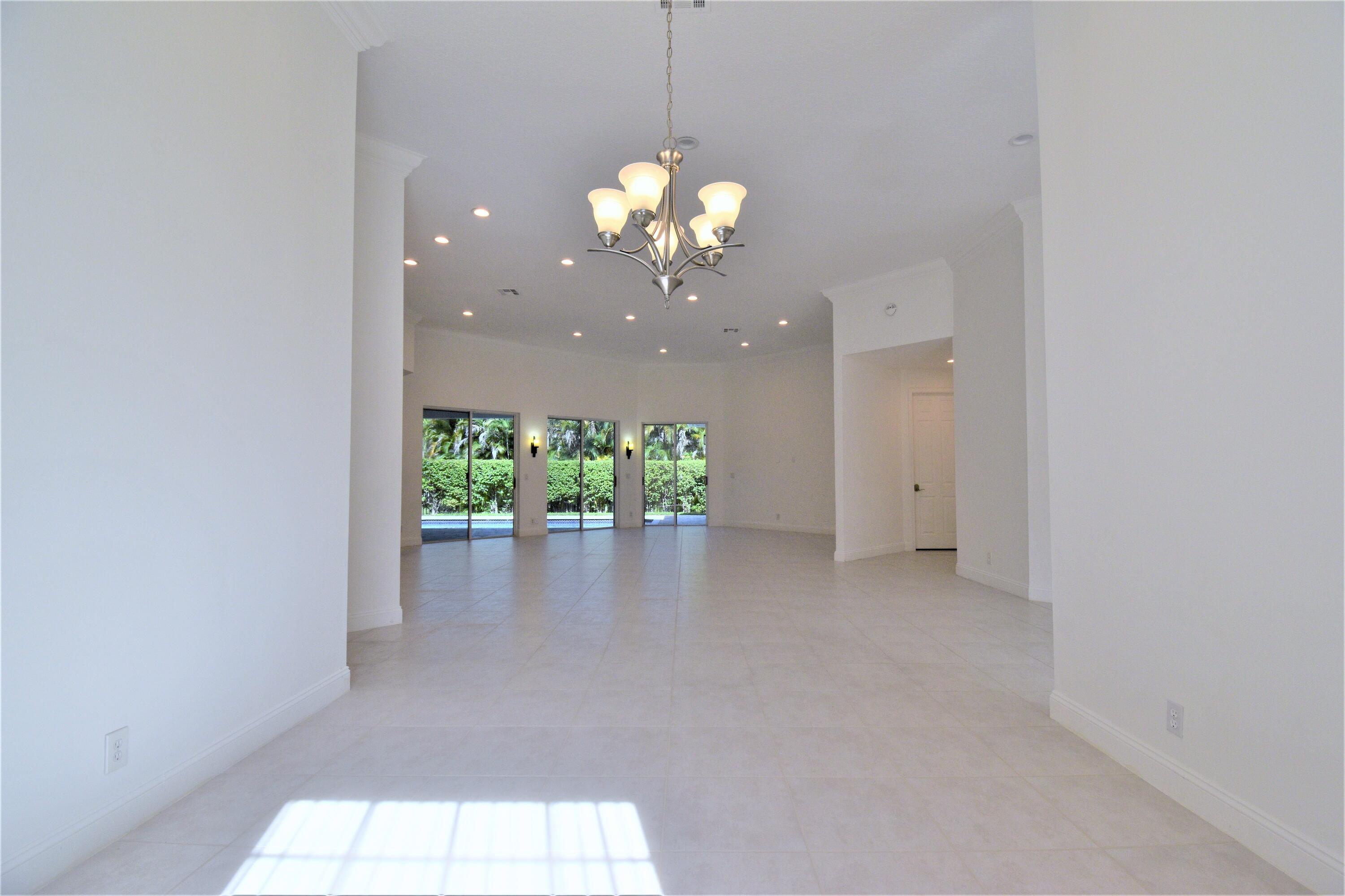 7670 La Corniche Circle Boca Raton, FL 33433 - Photo 15 of 64 DSC_0678