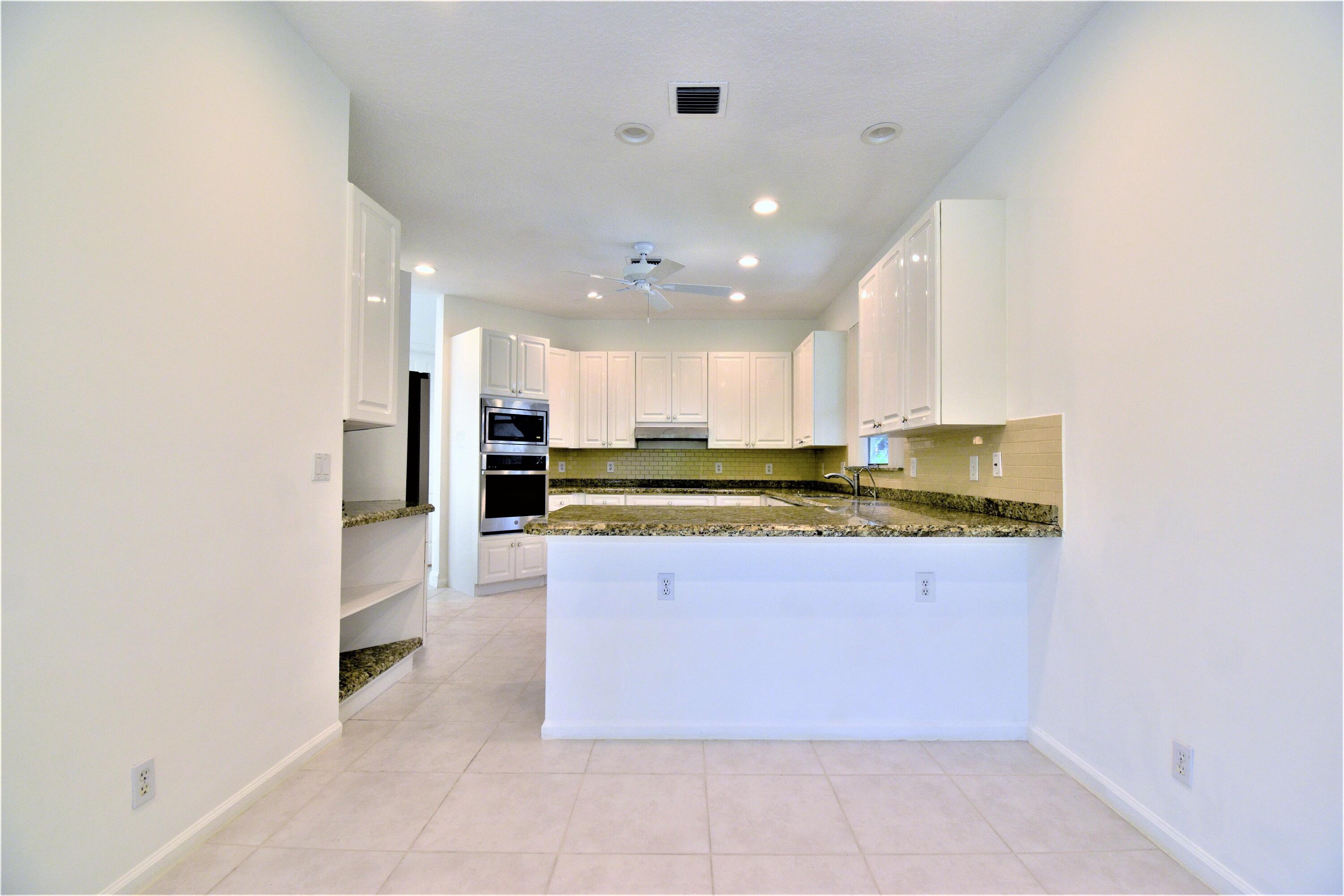7670 La Corniche Circle Boca Raton, FL 33433 - Photo 17 of 64 DSC_0680 (4)