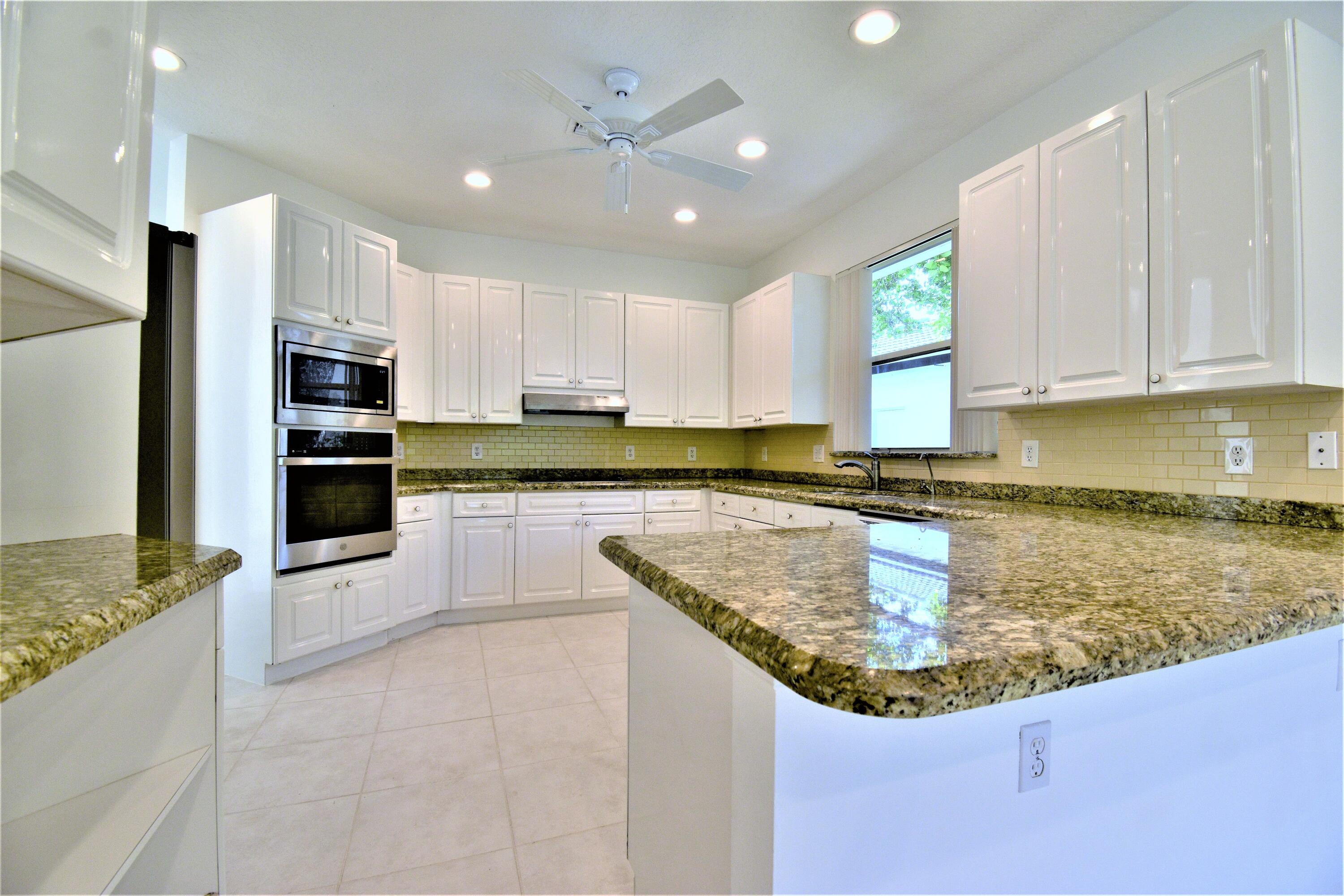 7670 La Corniche Circle Boca Raton, FL 33433 - Photo 18 of 64 DSC_0681 (2)