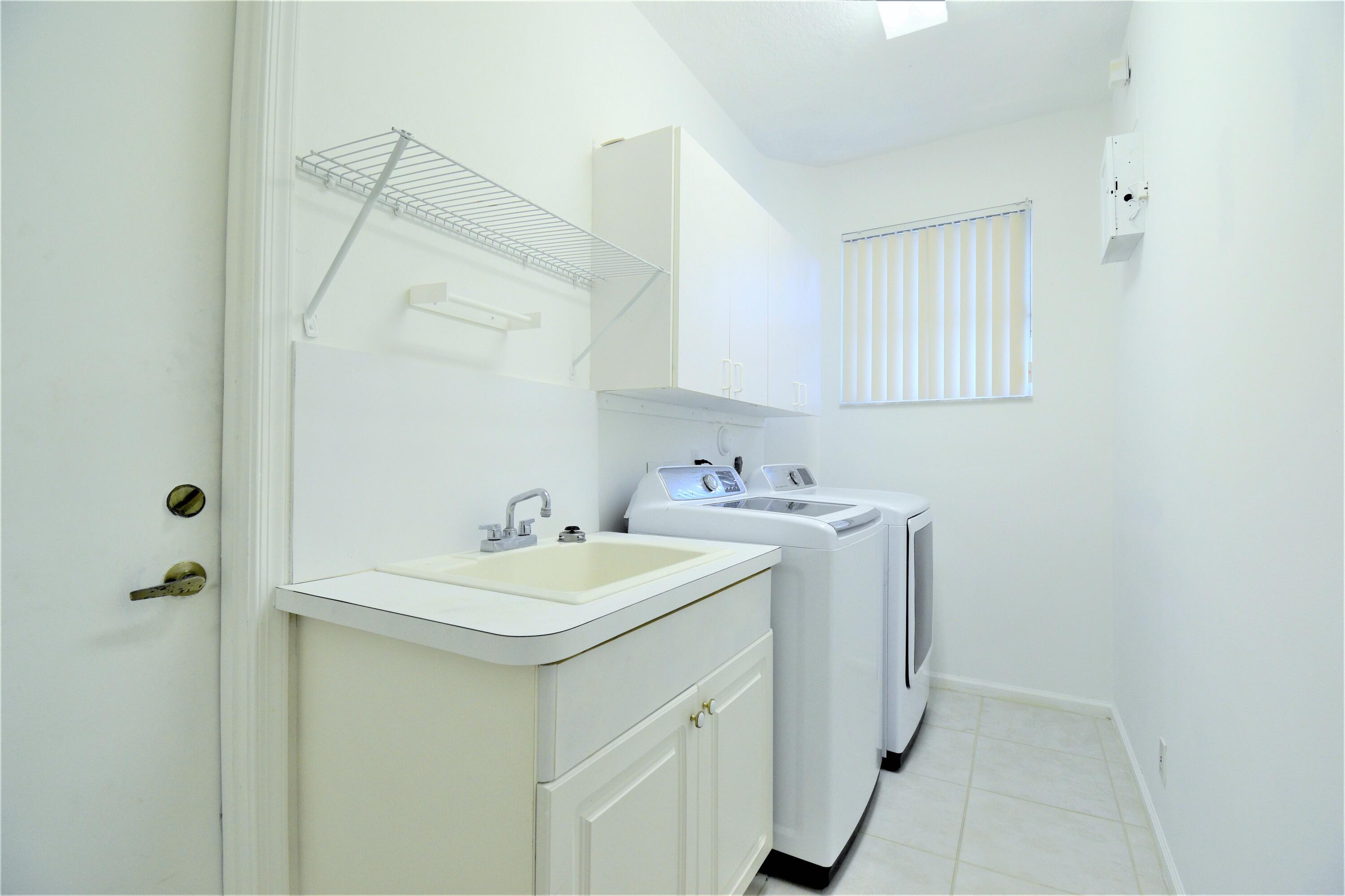 7670 La Corniche Circle Boca Raton, FL 33433 - Photo 26 of 64 DSC_0689