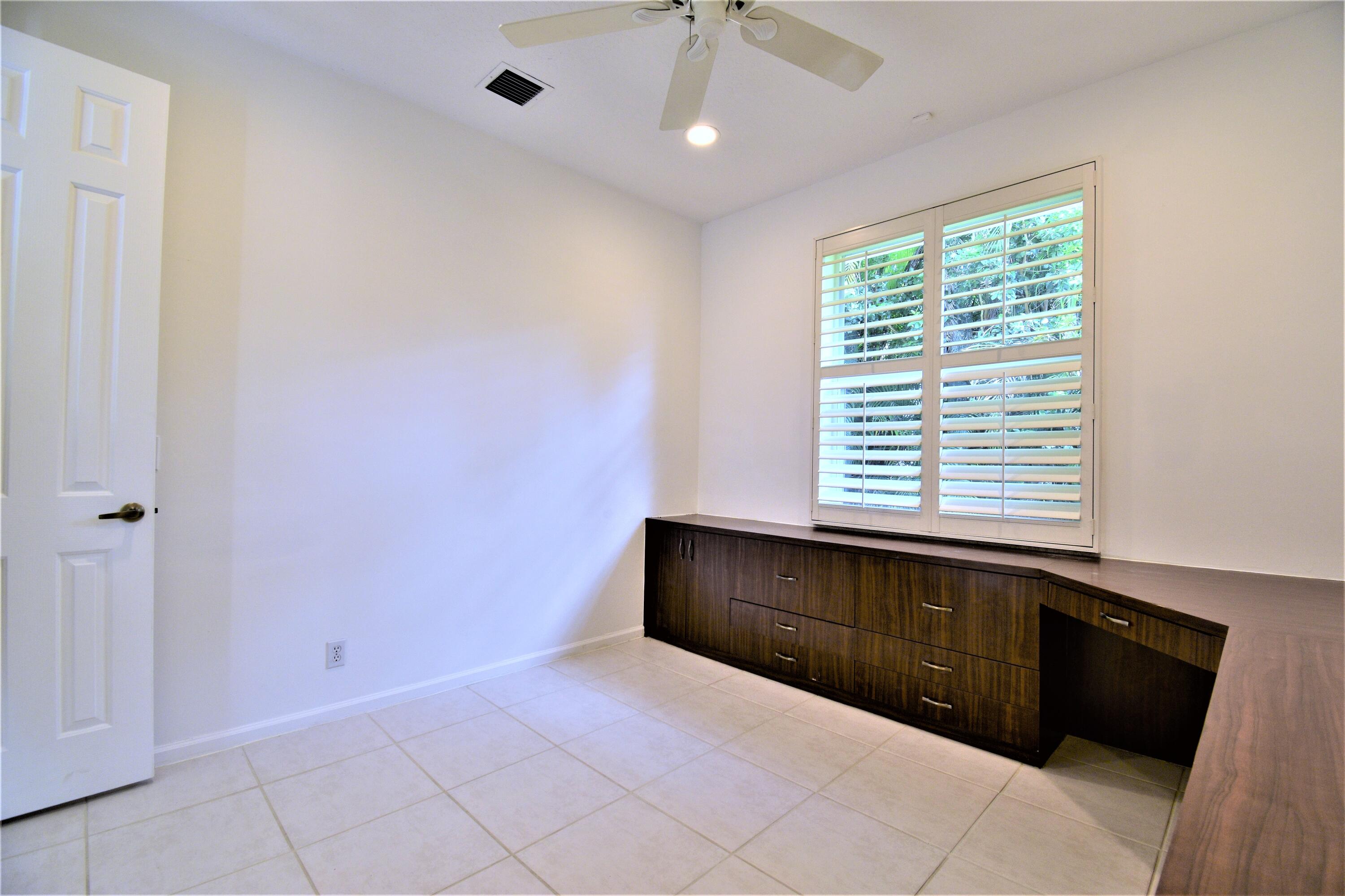 7670 La Corniche Circle Boca Raton, FL 33433 - Photo 35 of 64 DSC_0699