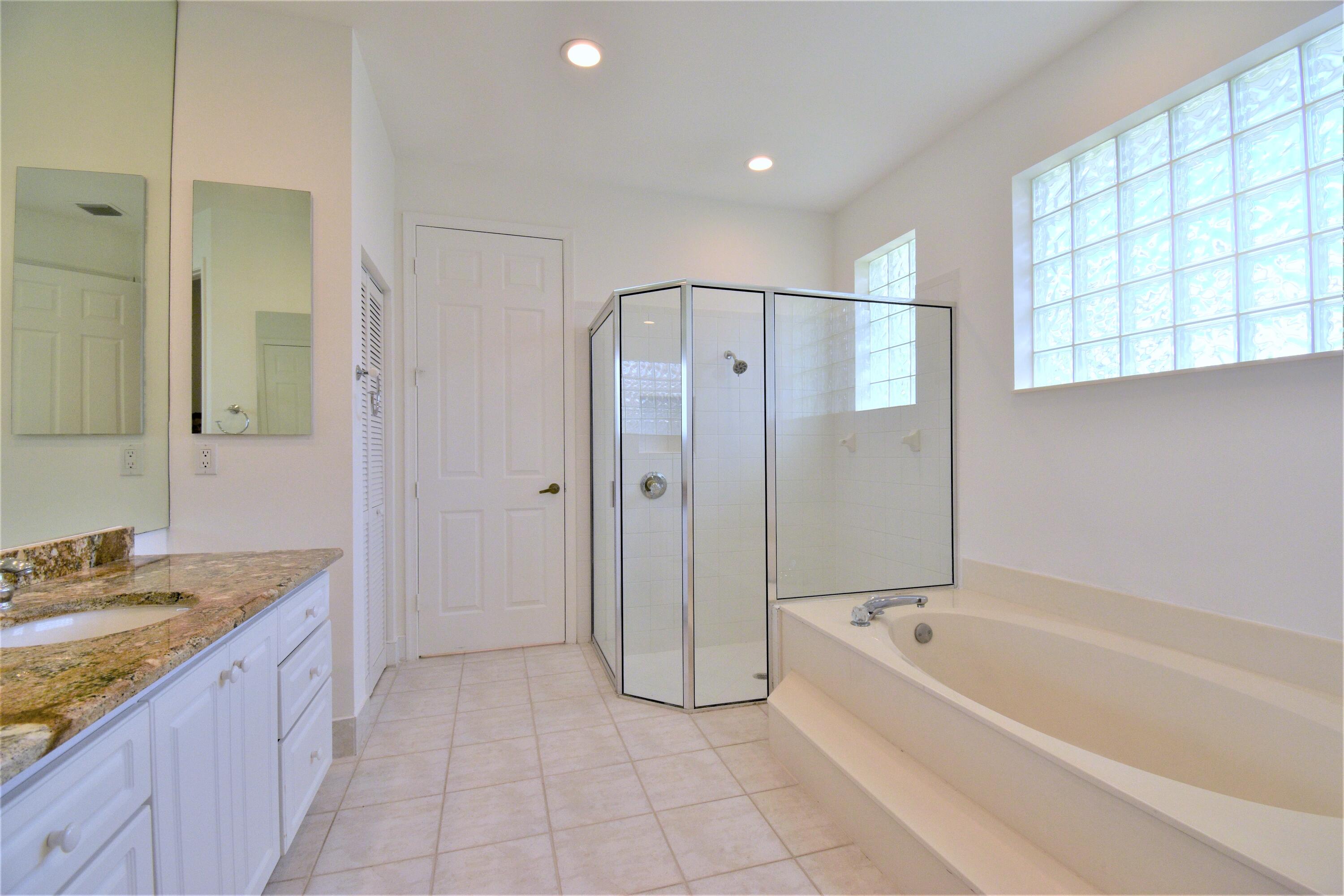 7670 La Corniche Circle Boca Raton, FL 33433 - Photo 47 of 64 DSC_0714