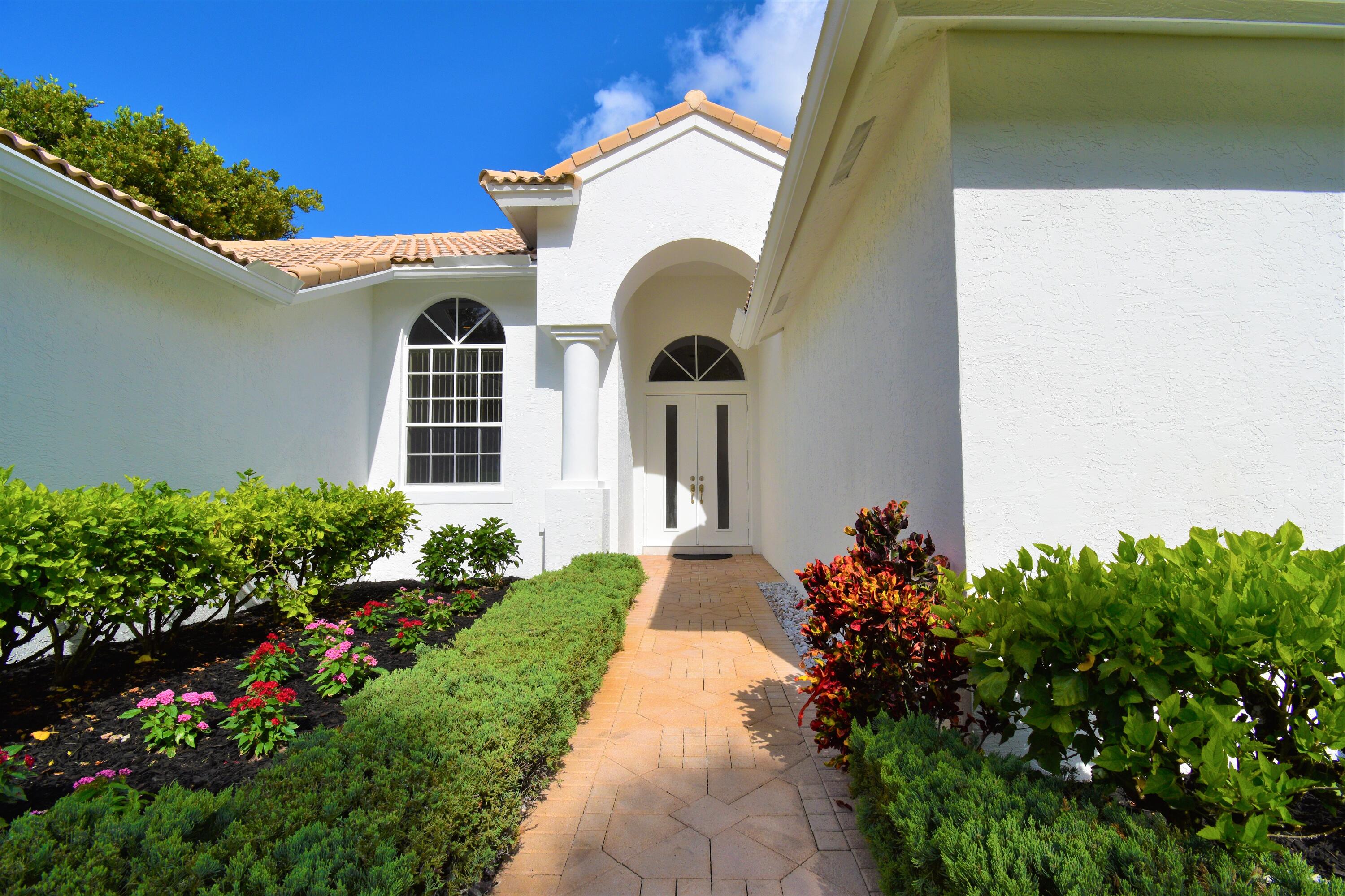 7670 La Corniche Circle Boca Raton, FL 33433 - Photo 5 of 64 DSC_0667