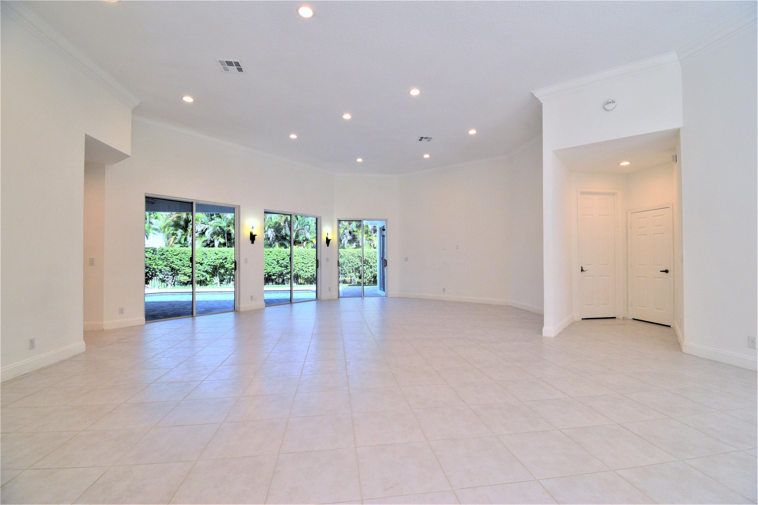 7670 La Corniche Circle Boca Raton, FL 33433 - Photo 8 of 64 DSC_0670 (2)