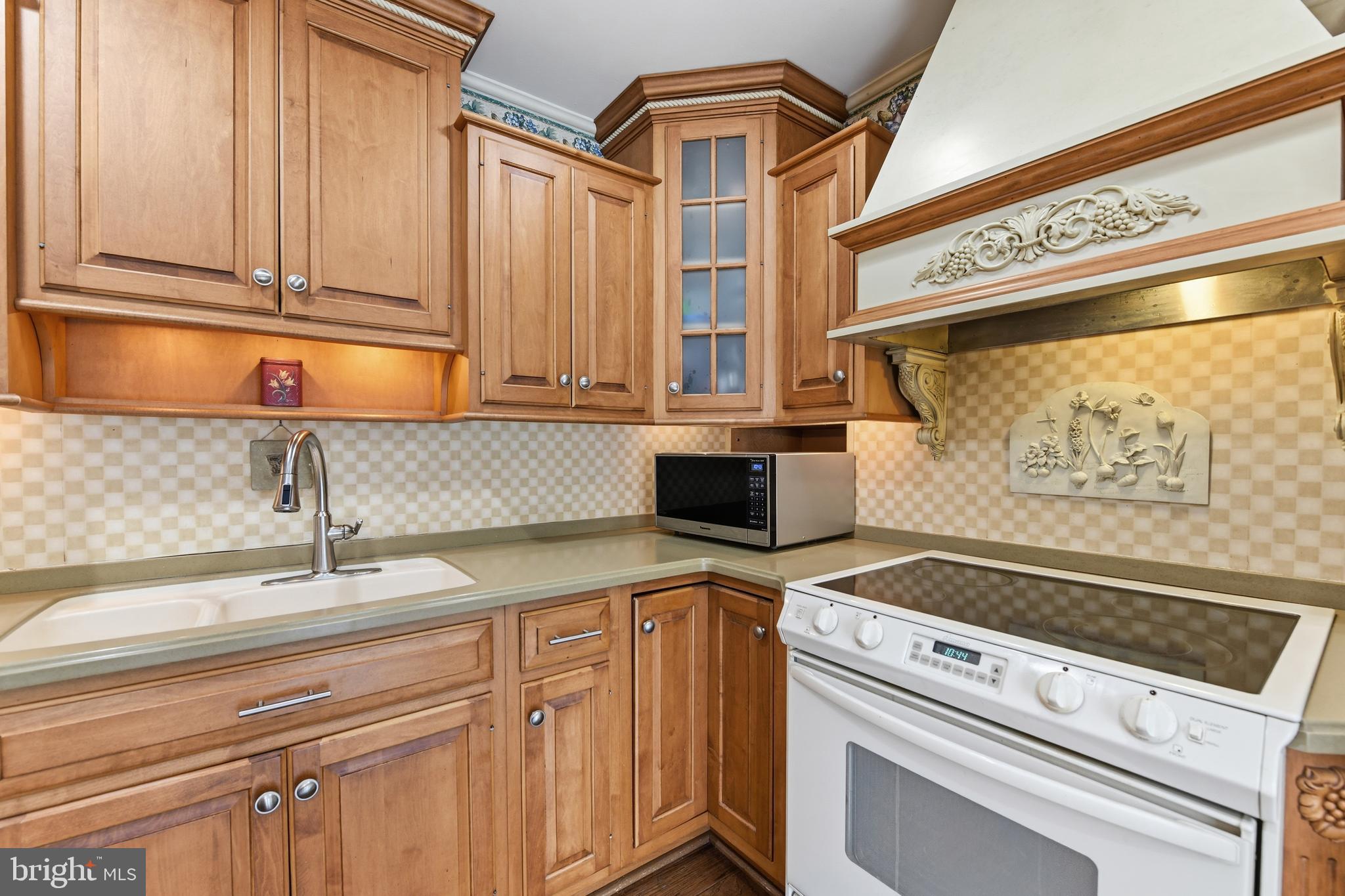 36 Par Drive Reading, PA 19607 - Photo 12 of 41 Kitchen