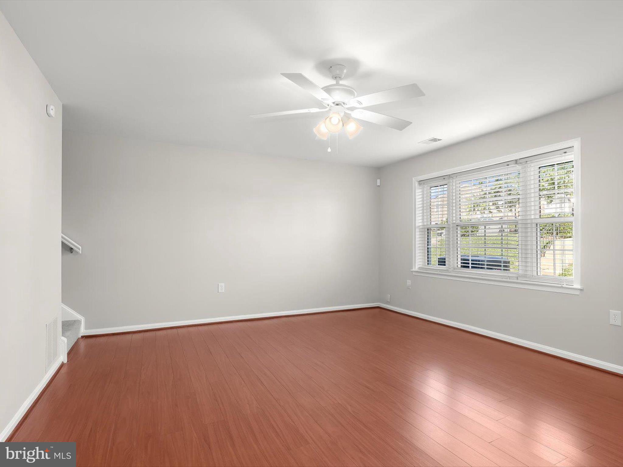 9075 North Laurel Road, Unit G Laurel, MD 20723 - Photo 6 of 28 Living Room