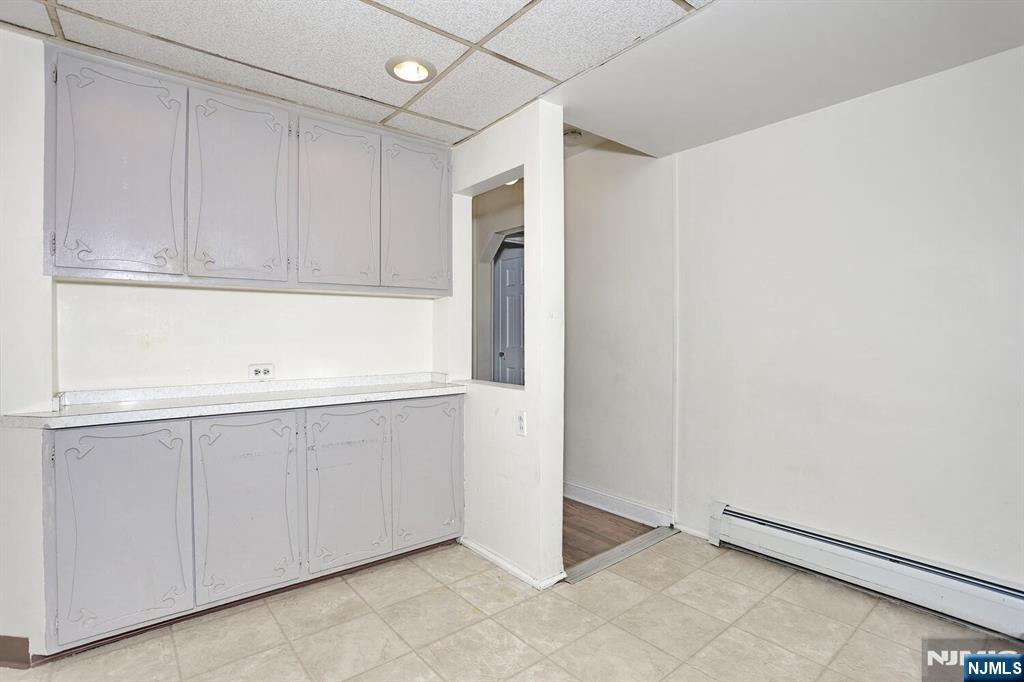 325 New Bridge Road Bergenfield, NJ 07621 - Photo 12 of 50