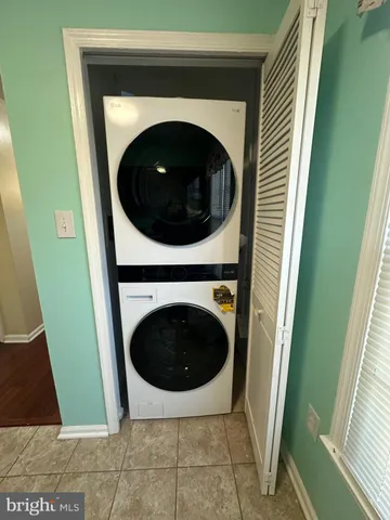 $2,299 | 8956 Milroy Court, Manassas, VA 20110