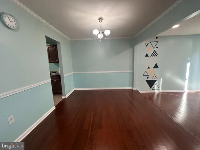 $2,299 | 8956 Milroy Court, Manassas, VA 20110