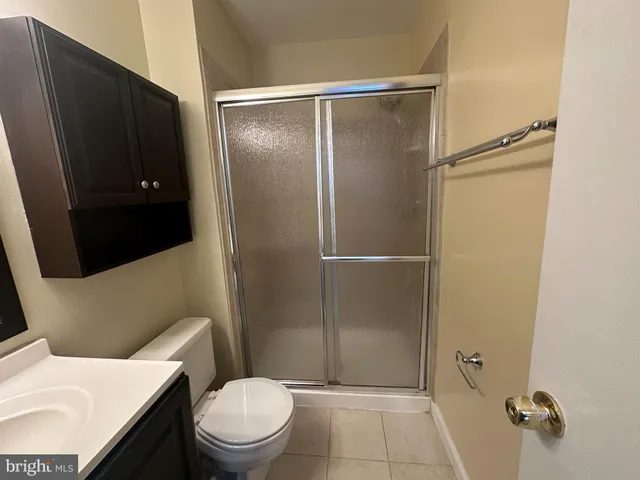 $2,299 | 8956 Milroy Court, Manassas, VA 20110