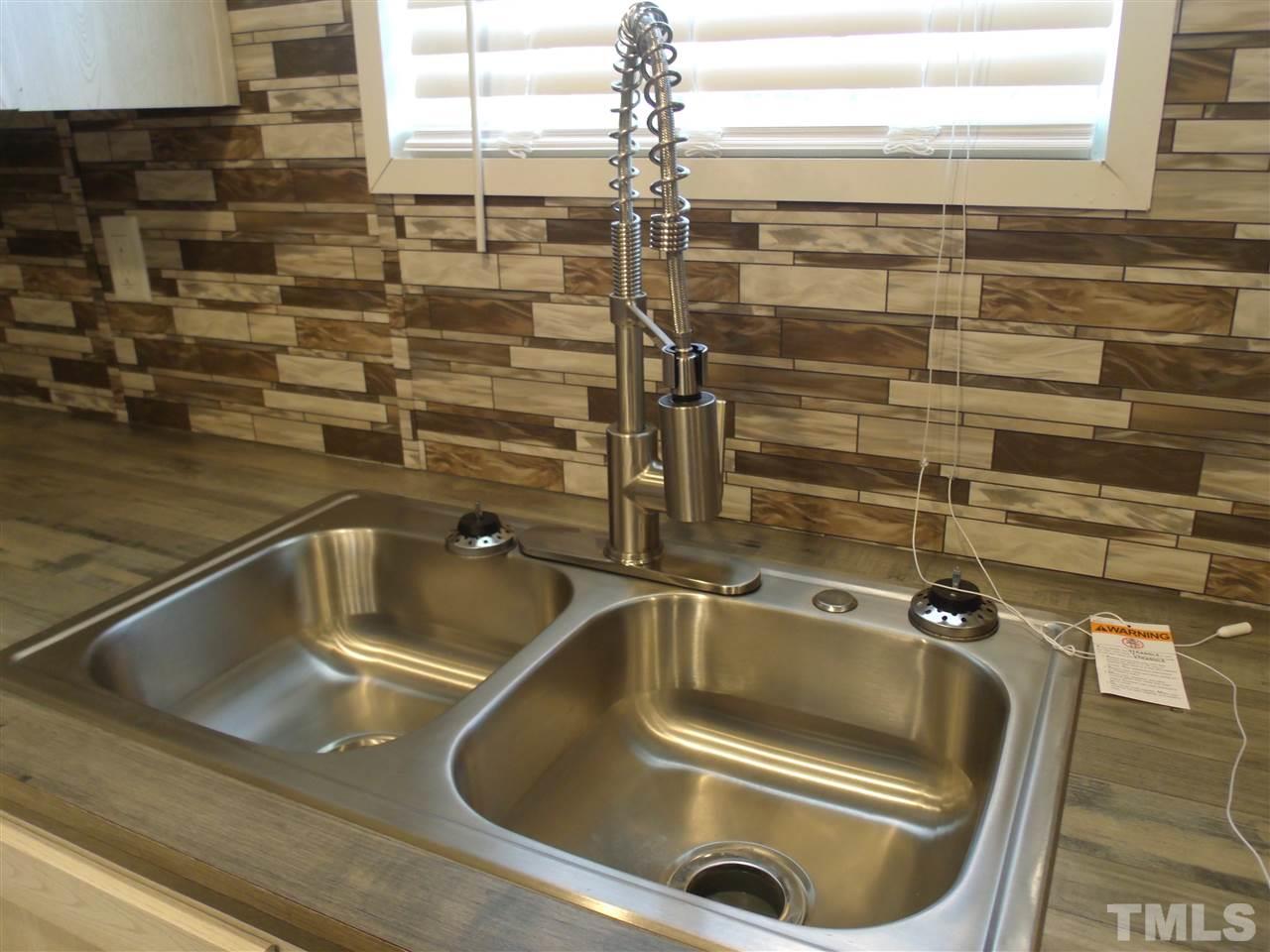 46 Tyler Godwin Road Erwin, NC 28339 - Photo 5 of 24 Gallery Image 5