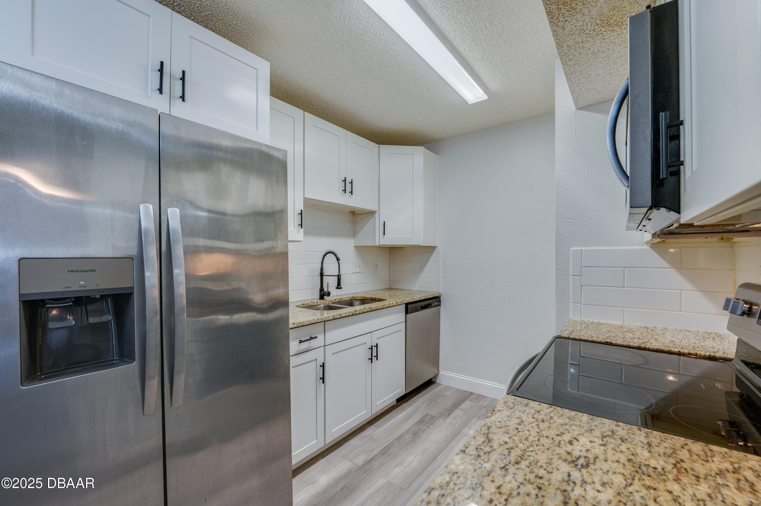 1600 Big Tree Road, Unit I3 Daytona Beach, FL 32119 - Photo 12 of 27 Kitchen