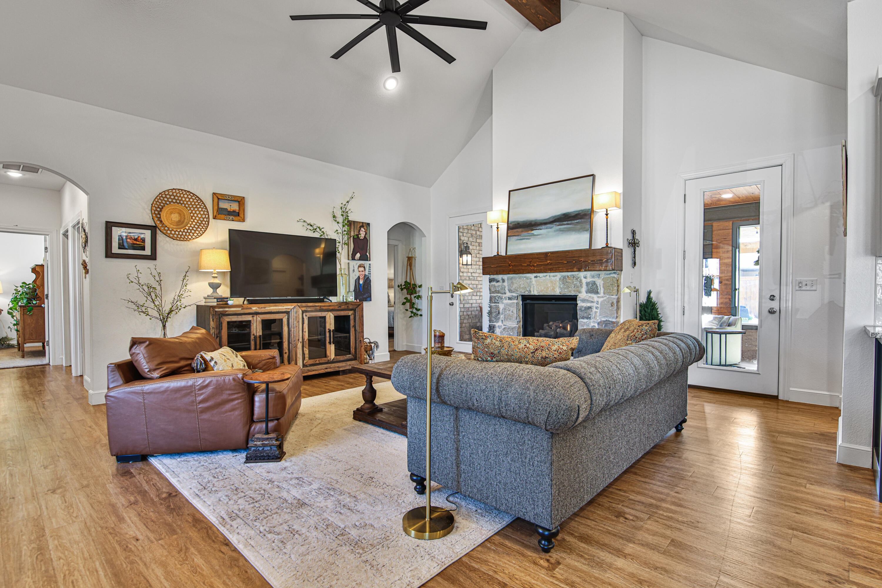 3711 117th Street Lubbock, TX 79423 - Photo 27 of 65 Living Room