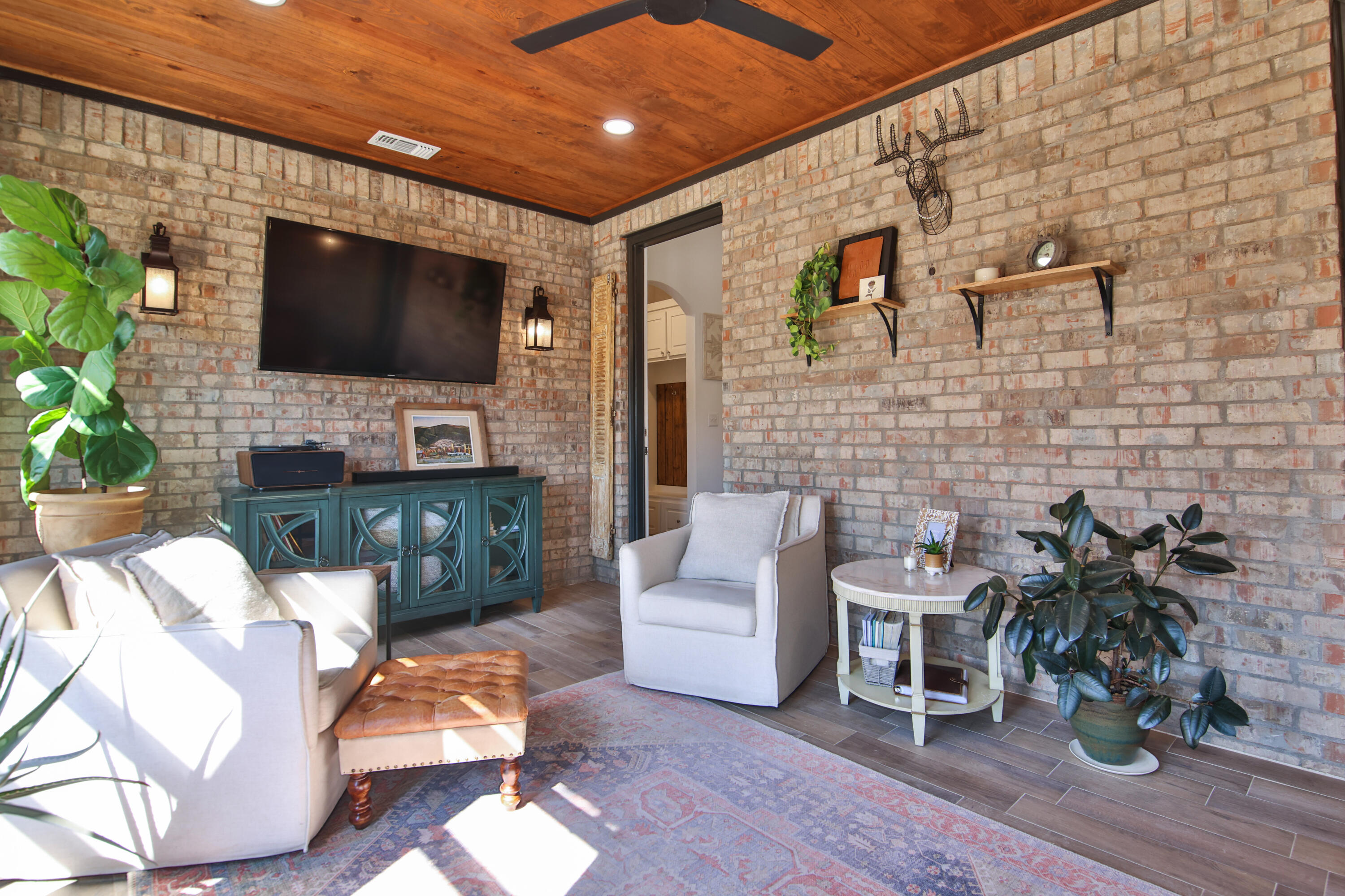 3711 117th Street Lubbock, TX 79423 - Photo 45 of 65 Sunroom