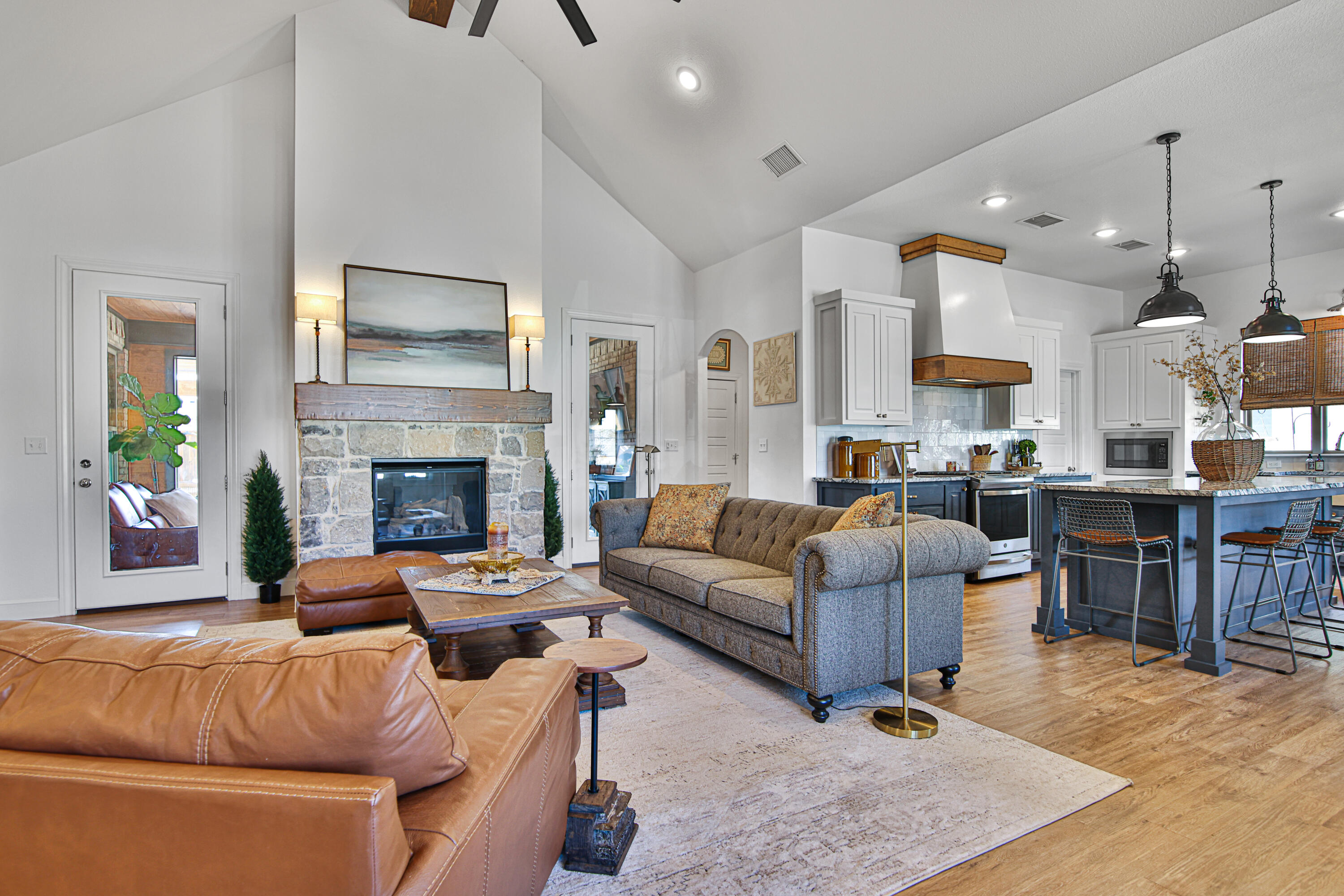 3711 117th Street Lubbock, TX 79423 - Photo 7 of 65 Living Room to Kitchen