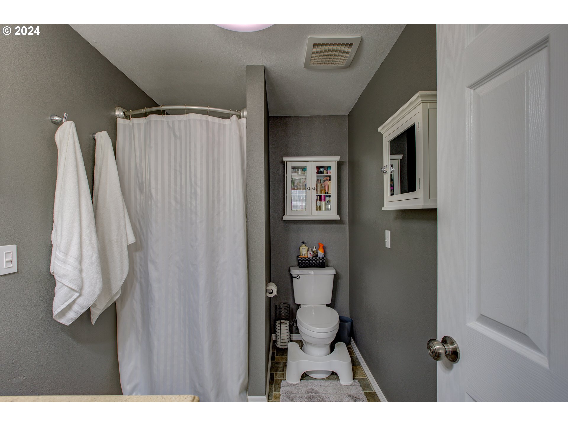 826 Page Road Winchester, OR 97495 - Photo 20 of 48 Gallery Image 20