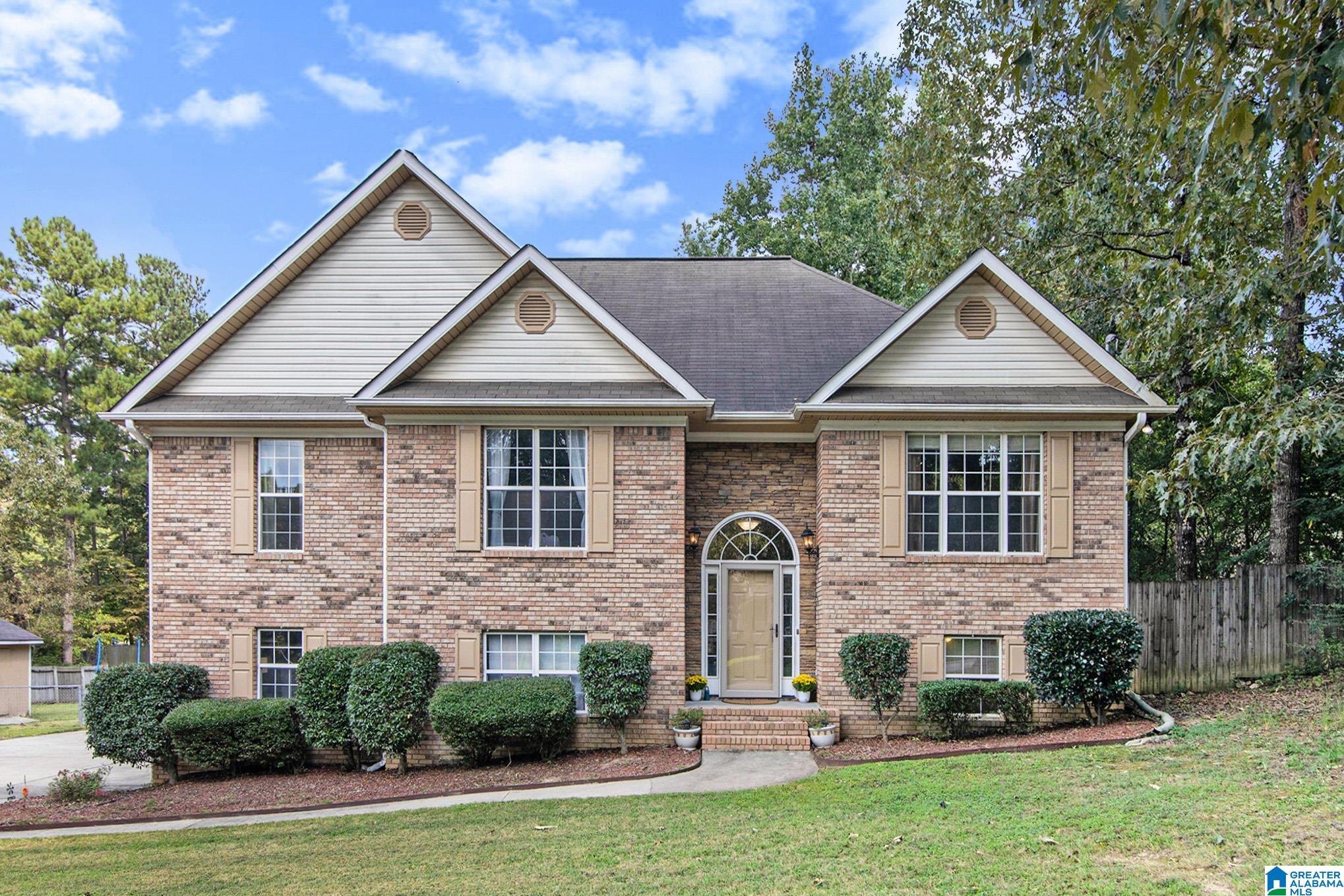 25 Milgray Lane Calera, AL 35040 - Photo 1 of 36