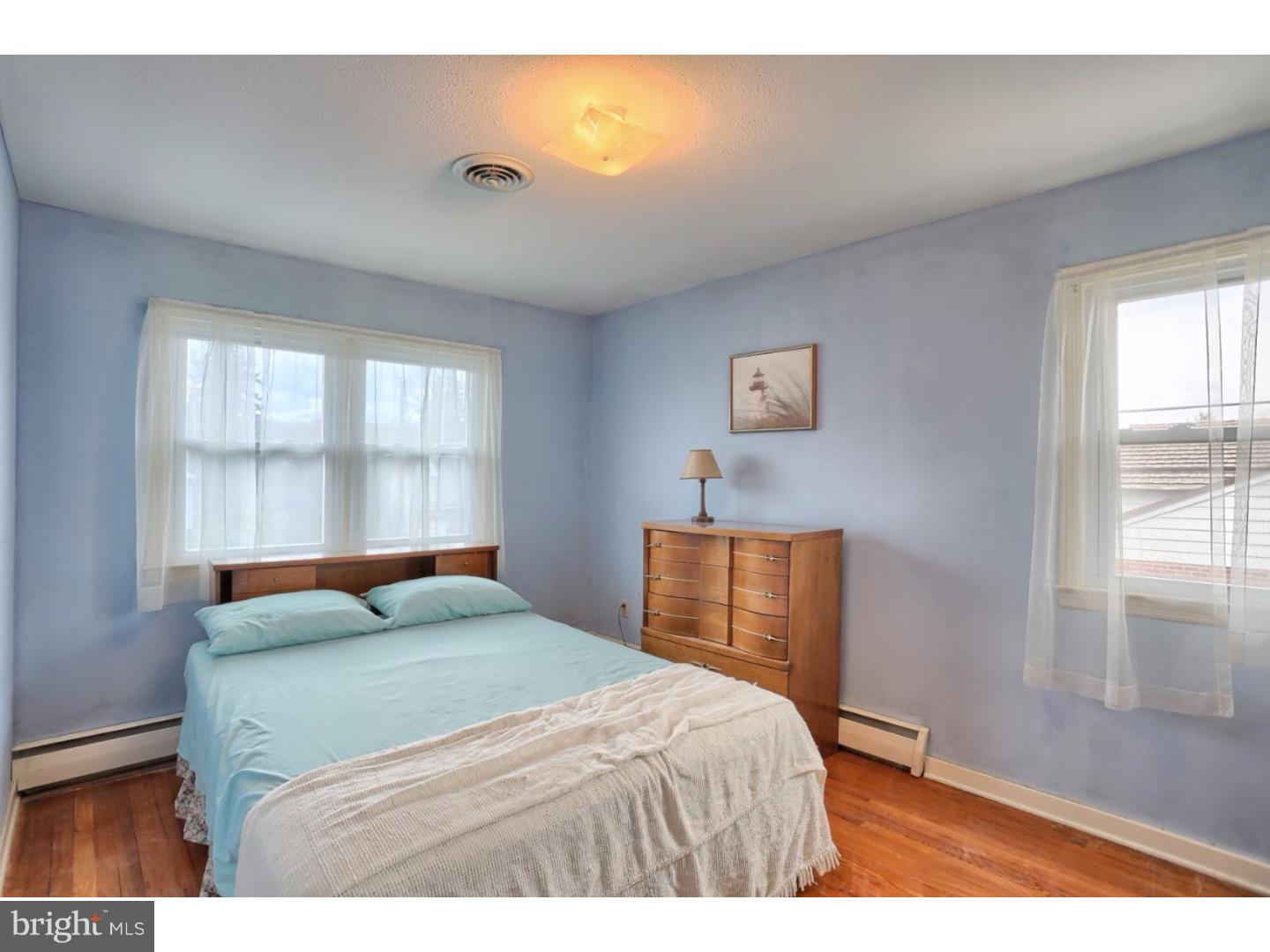 2627 Whittier Avenue Reading, PA 19608 - Photo 8 of 21 Gallery Image 8